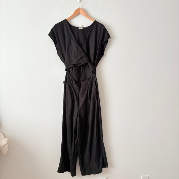 Aritzia Wilfred Brax Linen Blend Cropped V Neck Wrap Jumpsuit Black Size 6 - Picture 4 of 7